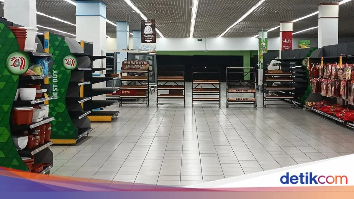 Lulu Mart: Jantung Pagi Warga Klepu yang Tak Pernah Padam